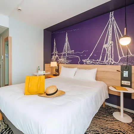 Ibis Styles Centre Hotell 3*