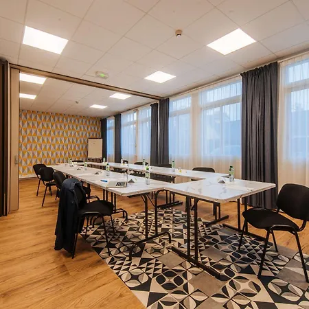 Ibis Styles Centre 3*