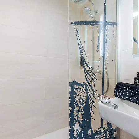 Ibis Styles Centre 호텔