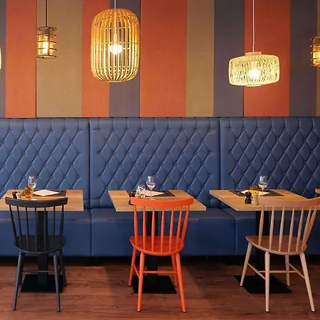 Ibis Styles Centre 3*