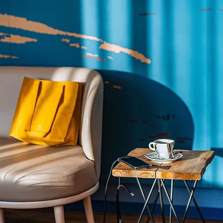 Ibis Styles Centre 3*