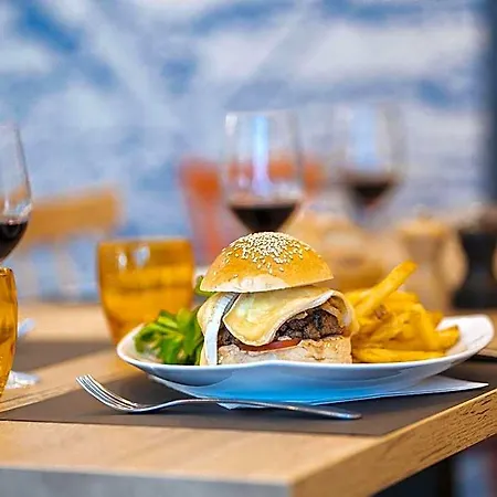 Otel Ibis Styles Centre 3*