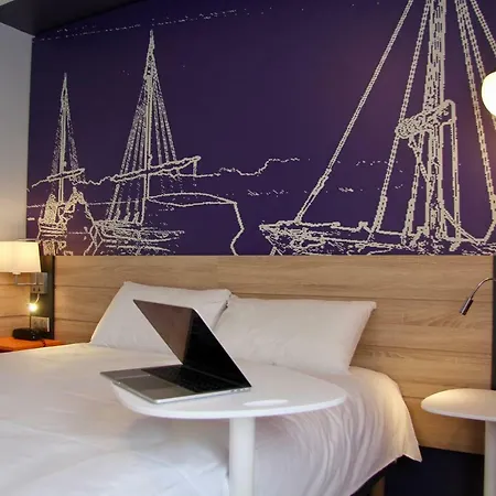 Ibis Styles Centre אנסניס