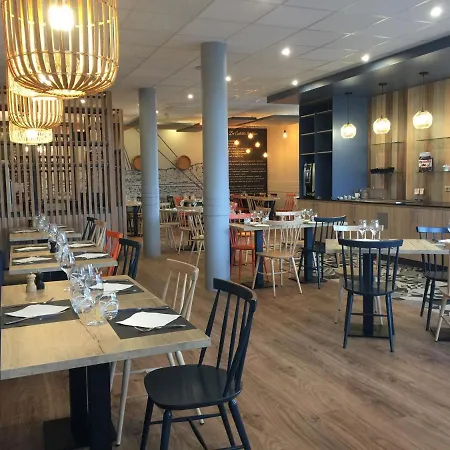 Ibis Styles Centre אנסניס