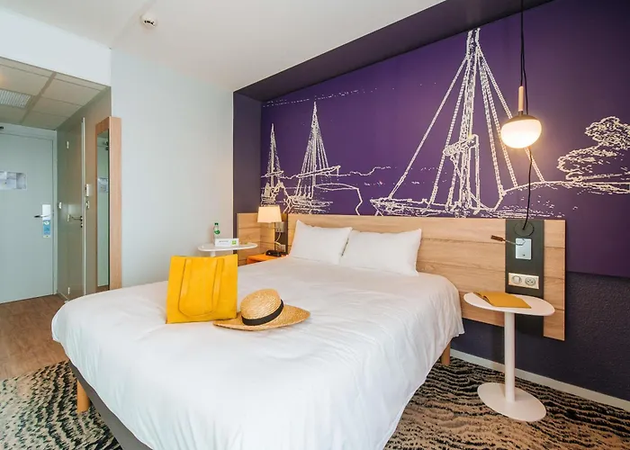 Ibis Styles Centre 3*