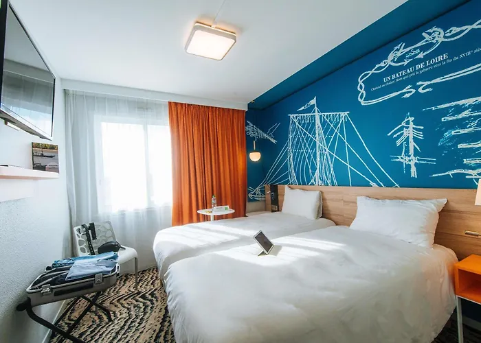 Ibis Styles Centre 3* 昂斯尼