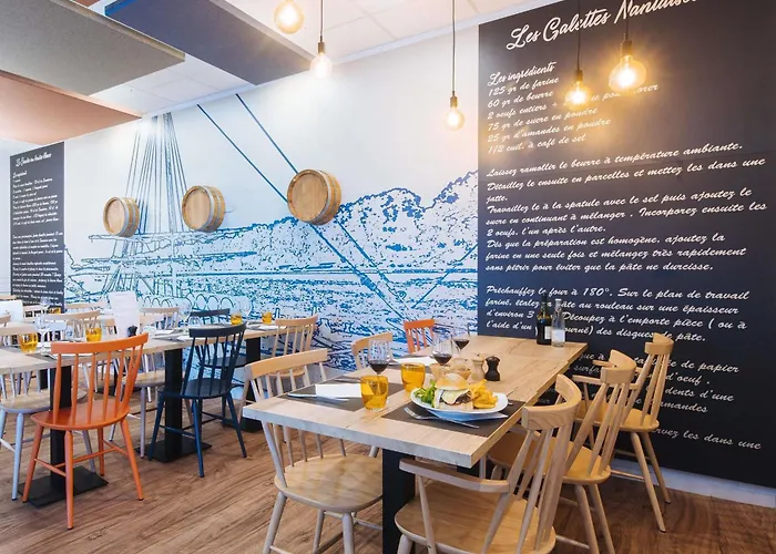 מלון Ibis Styles Centre 3*