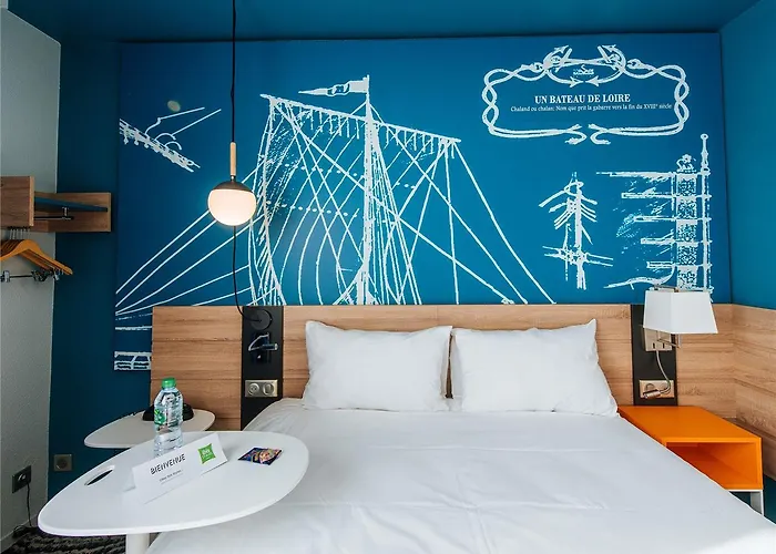 מלון Ibis Styles Centre 3*